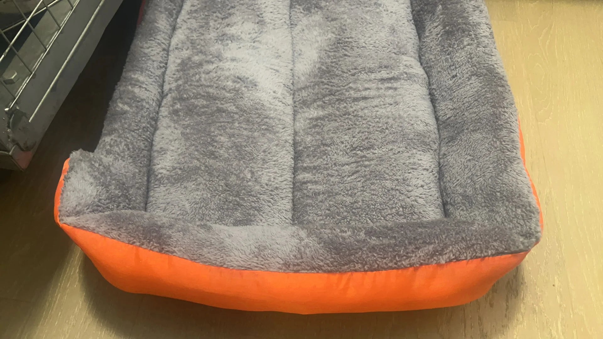 Camas para Cães em Cores Doces, Colchões Vibrantes para Animais de Estimação, Sacos de Dormir Quentes para Gatos e Cães Grandes, Médios e Pequenos