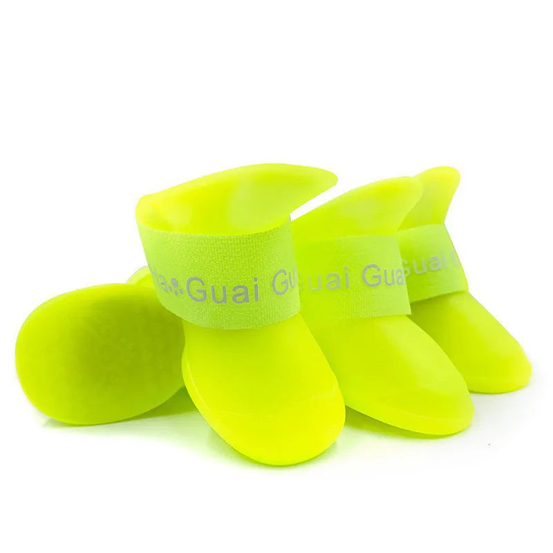 Sapatos de chuva de silicone para animais de estimação anti-sujo antiderrapante à prova d'água sapatos para cães calçados de fundo macio cães pequenos gatos sapatos de pelúcia